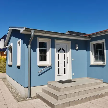 Seemann- Strandnah Und Hundefreundlich Mit Sicherem Garten Zingst